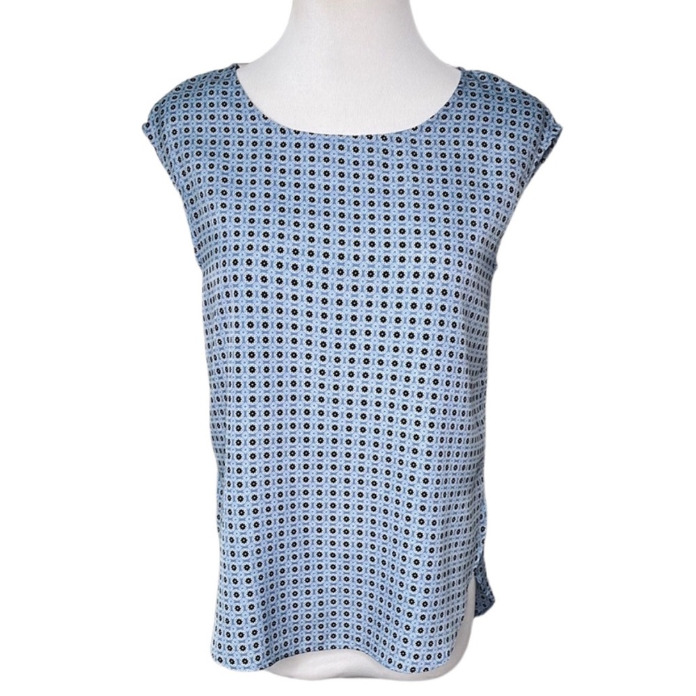 Ann Taylor Factory Petite Cap Sleeve Lightweight Top